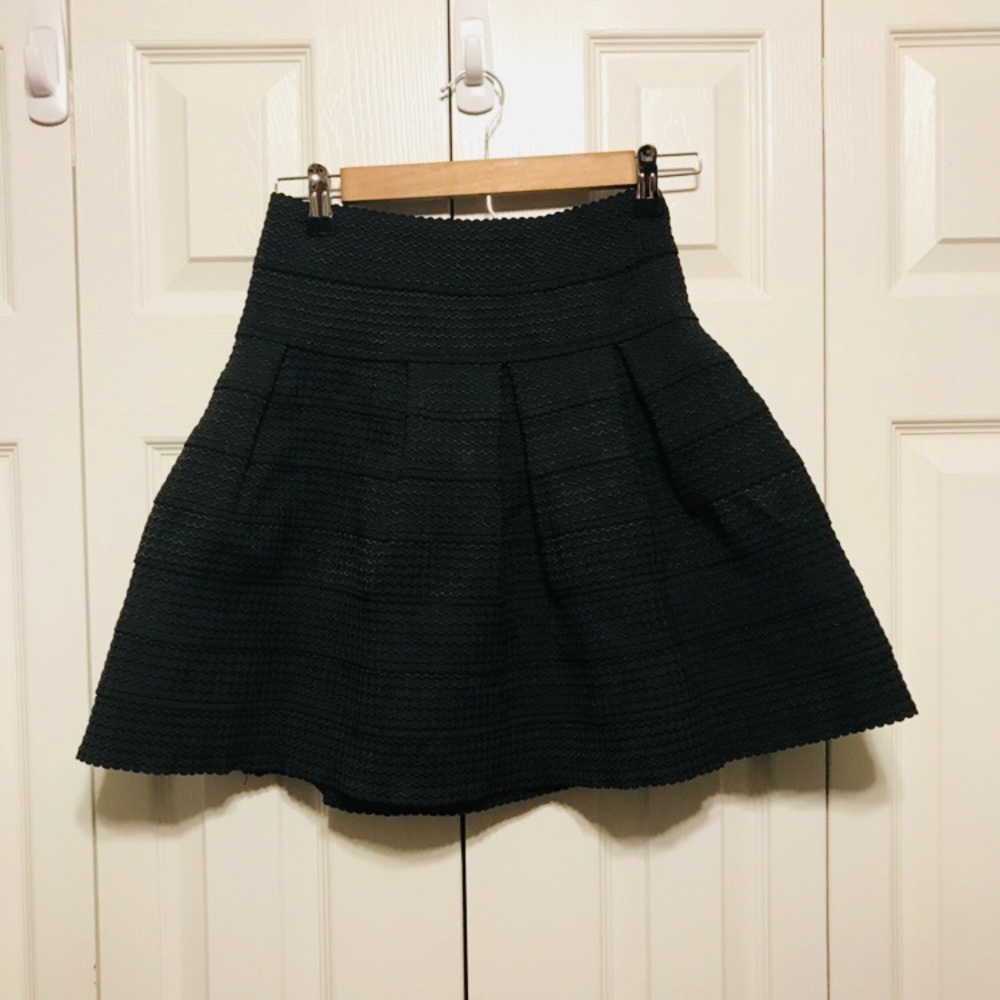 Aqua Skirt NWT👠